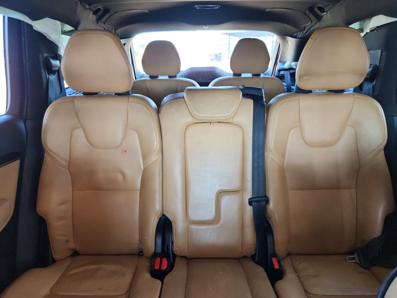 Volvo XC90 T5