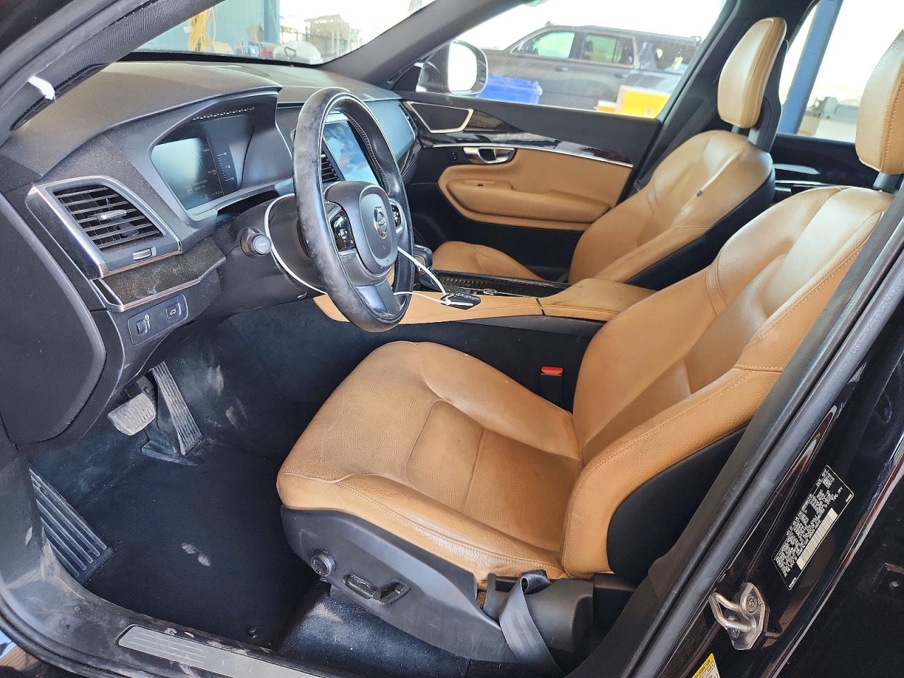 Volvo XC90 T5