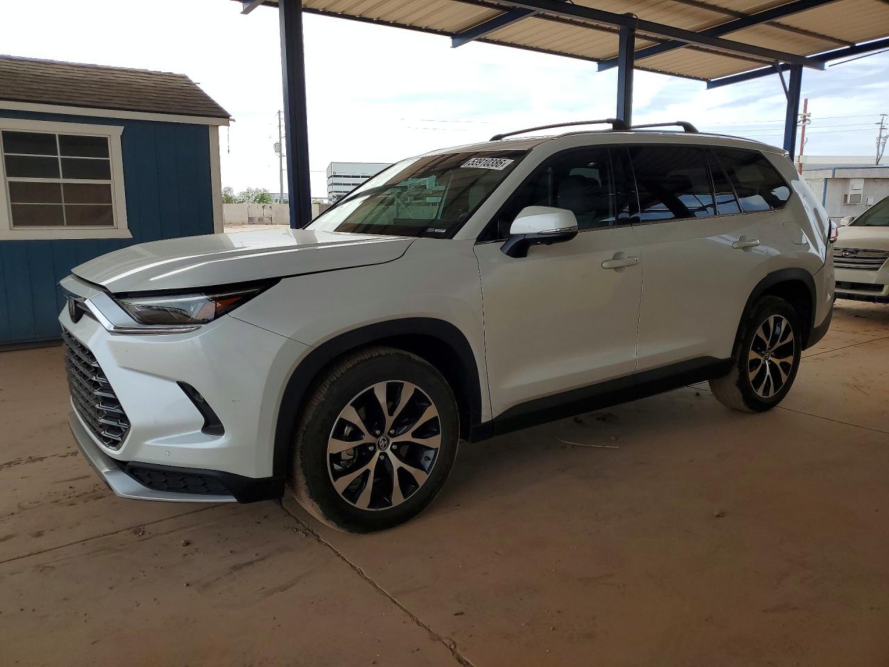 Salvage Toyota Grand Highlander Hybrid Image