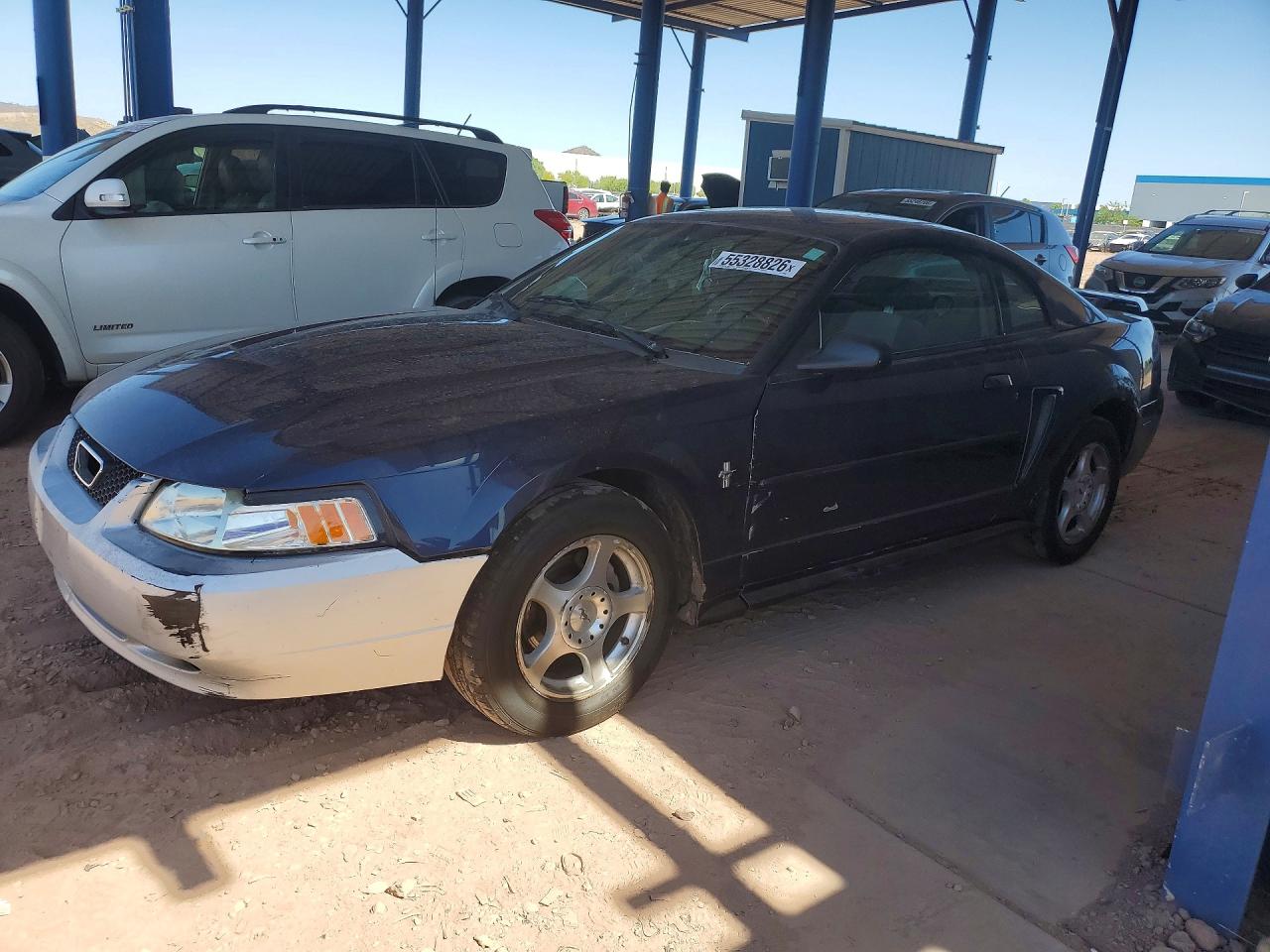 Salvage Ford Mustang Image
