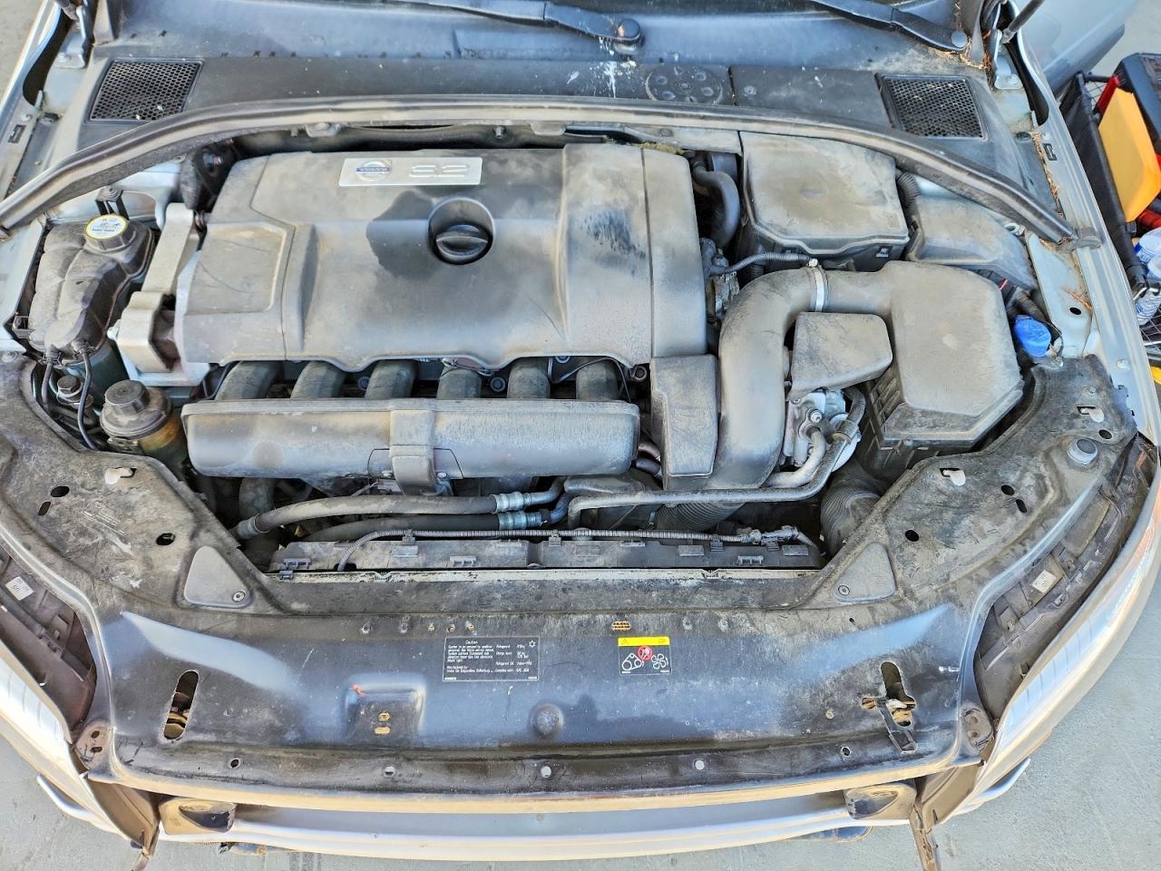 Volvo XC70 3.2