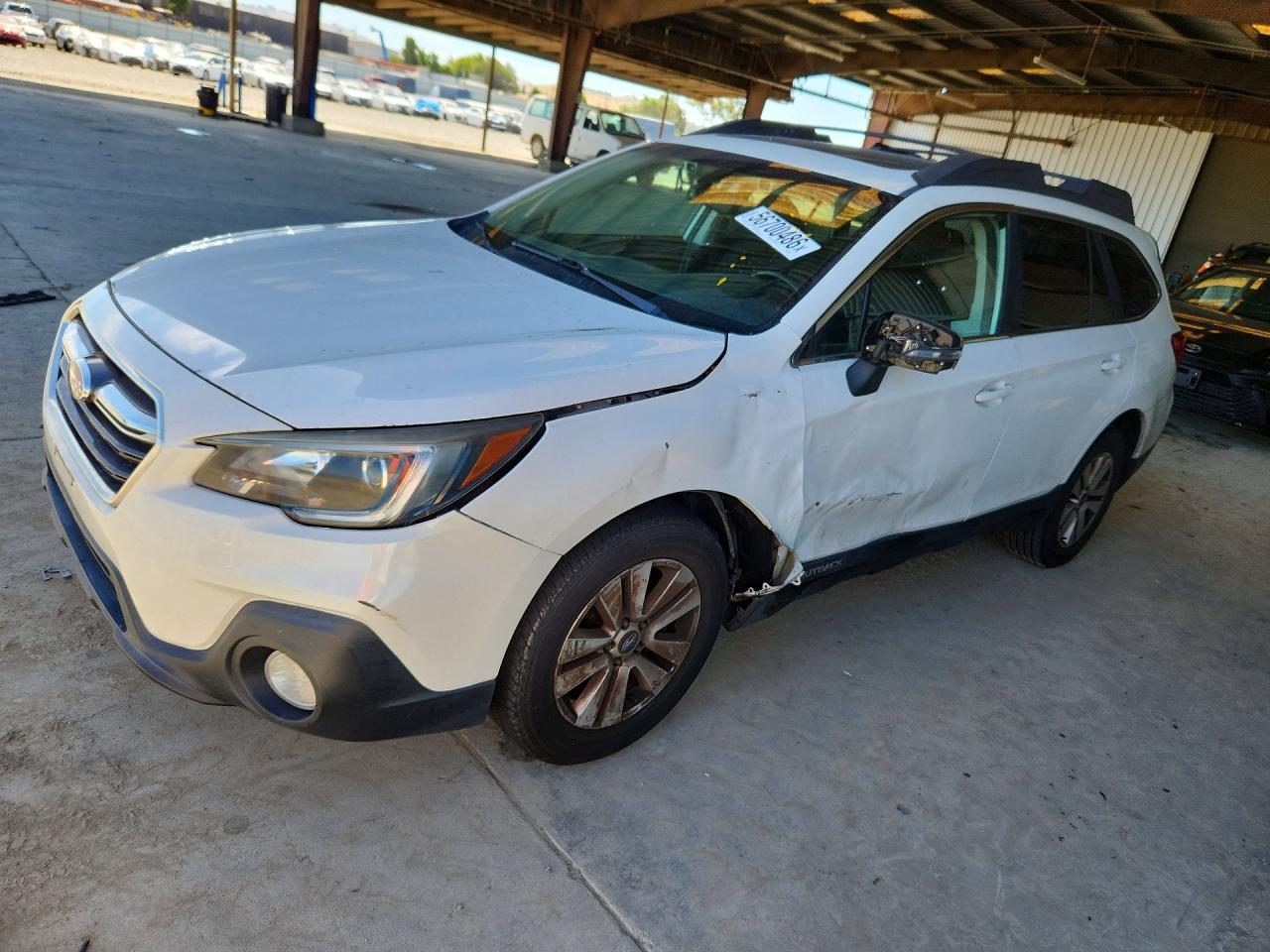 Salvage Subaru Outback Image