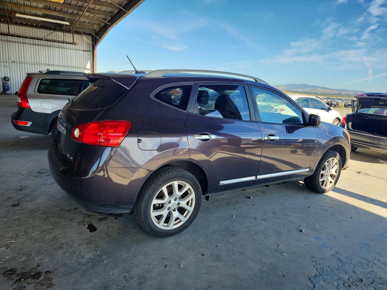 Nissan Rogue S