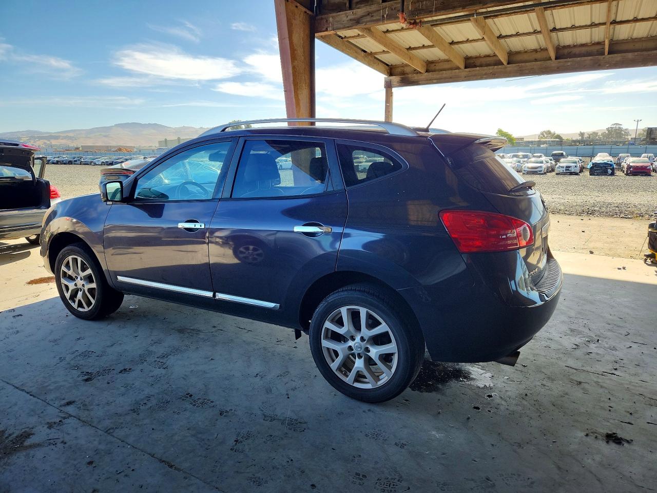 Nissan Rogue S