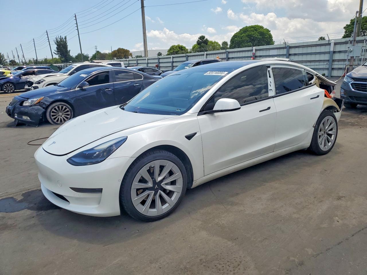 Salvage Tesla Model 3 Image