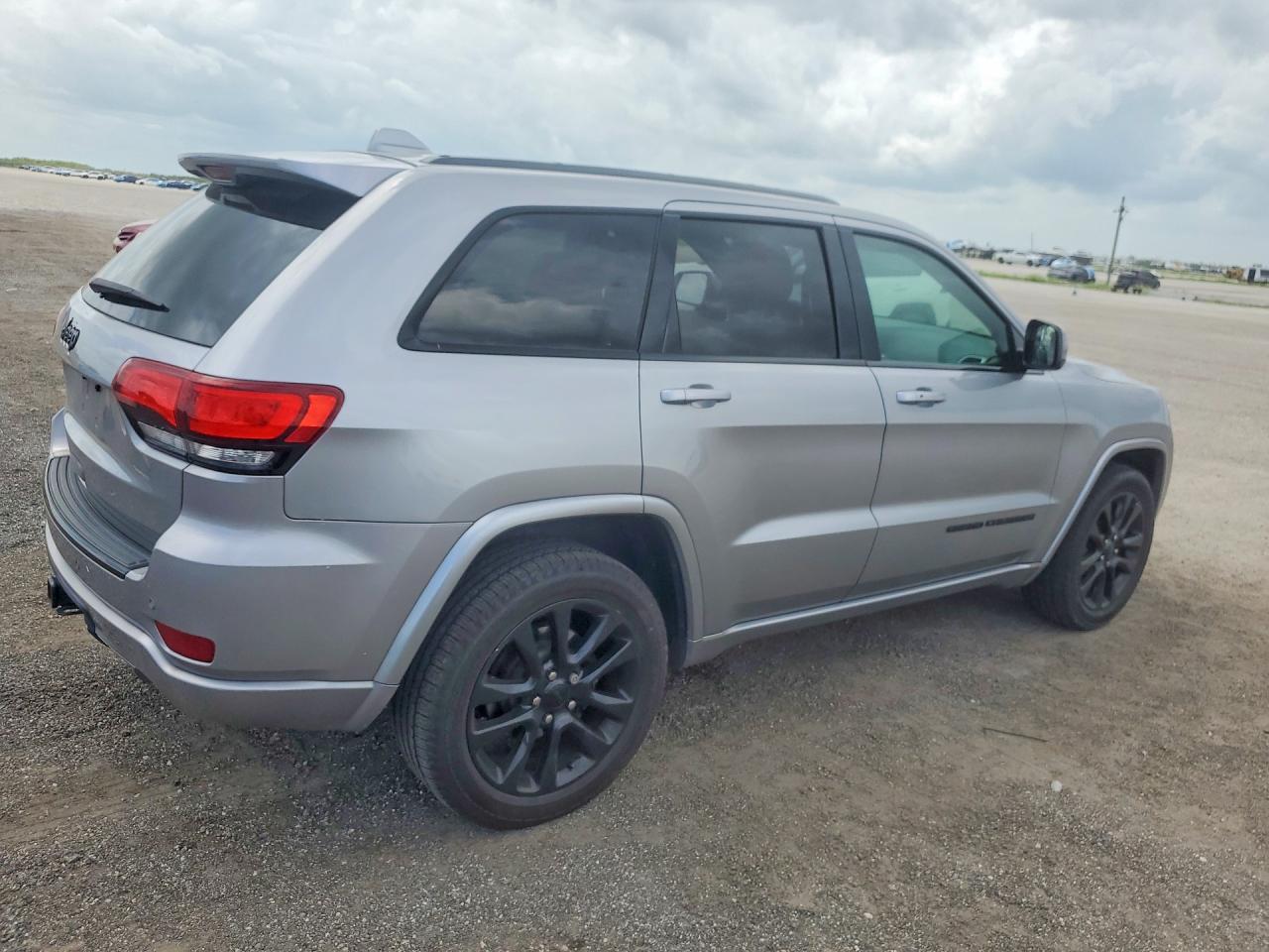 Jeep Cherokee Laredo