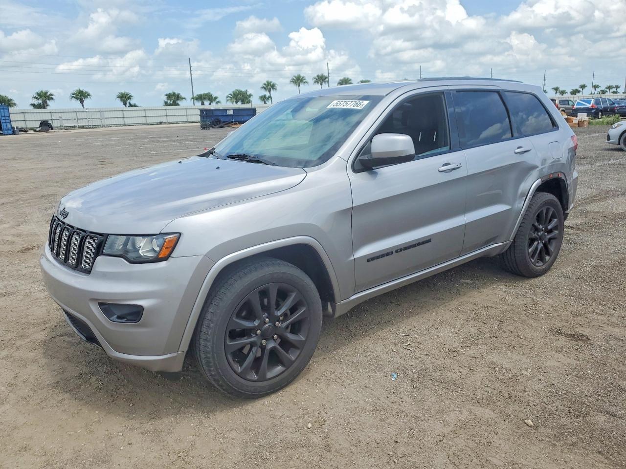 Salvage Jeep Cherokee Image