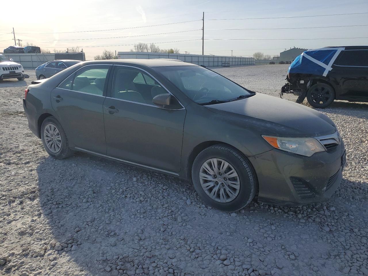 Toyota Camry Le