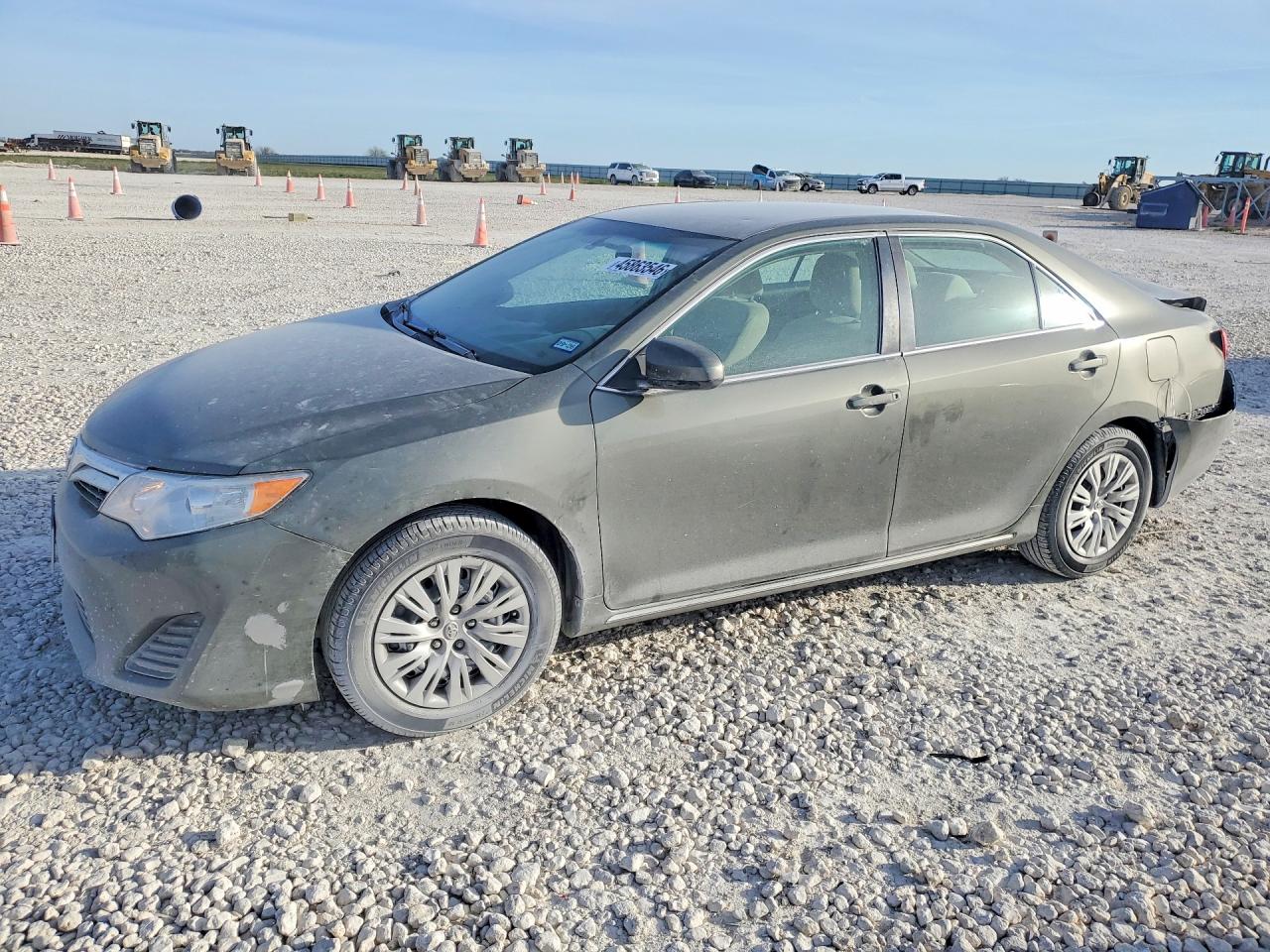 Salvage Toyota Camry Image