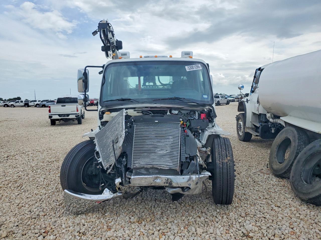 Freightliner M2 106 Medium Duty