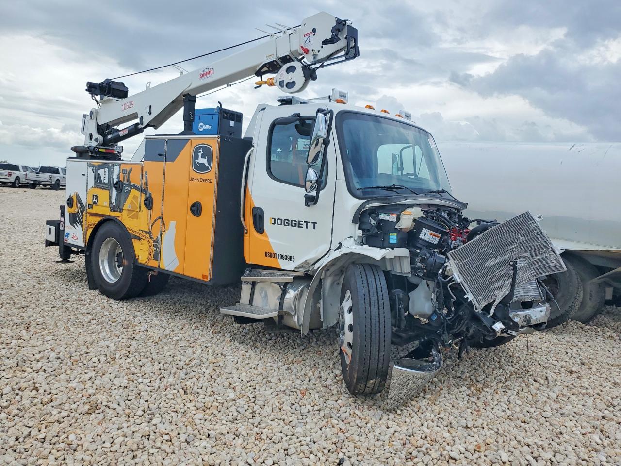 Freightliner M2 106 Medium Duty