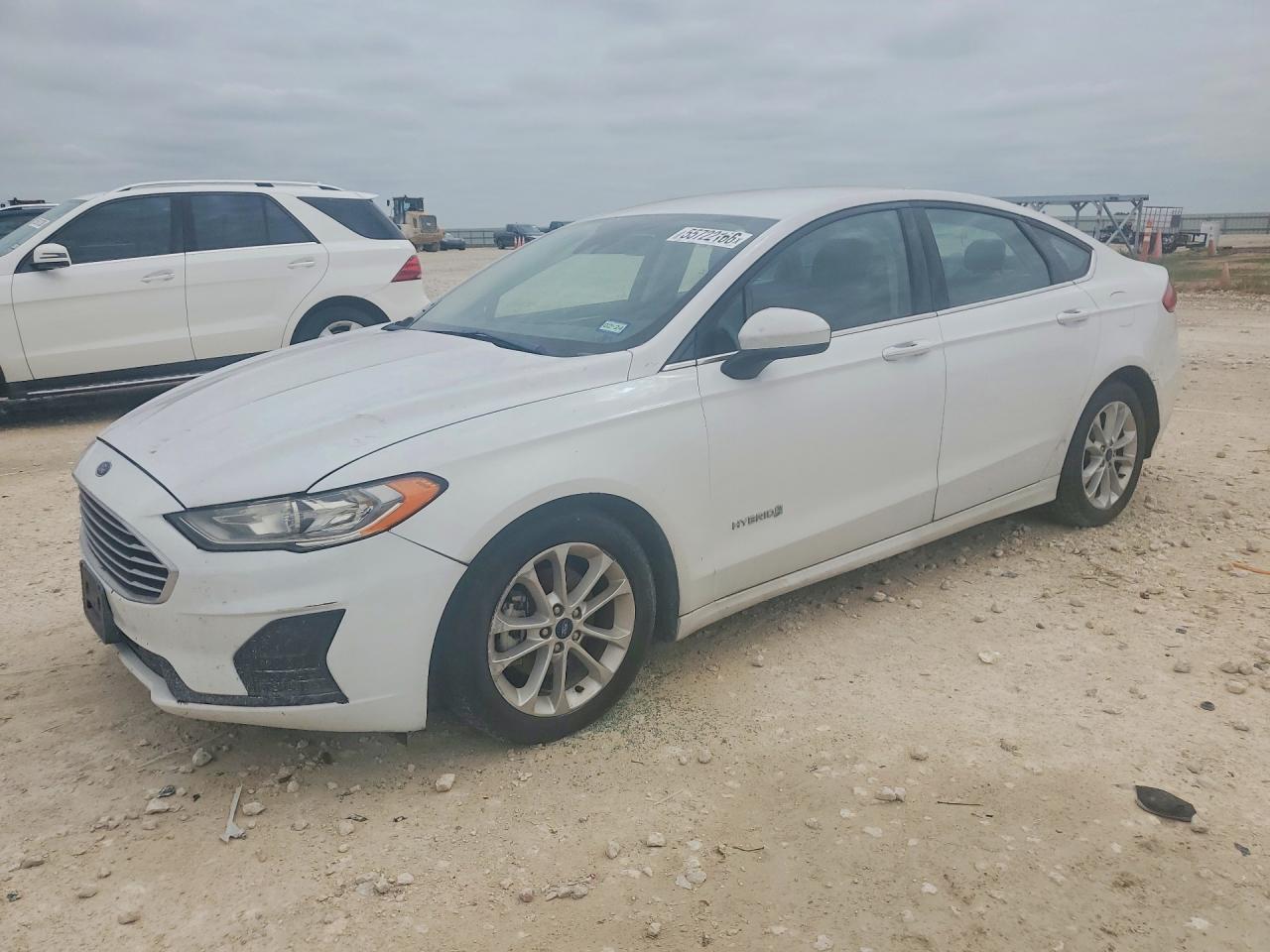 Salvage Ford Fusion Image