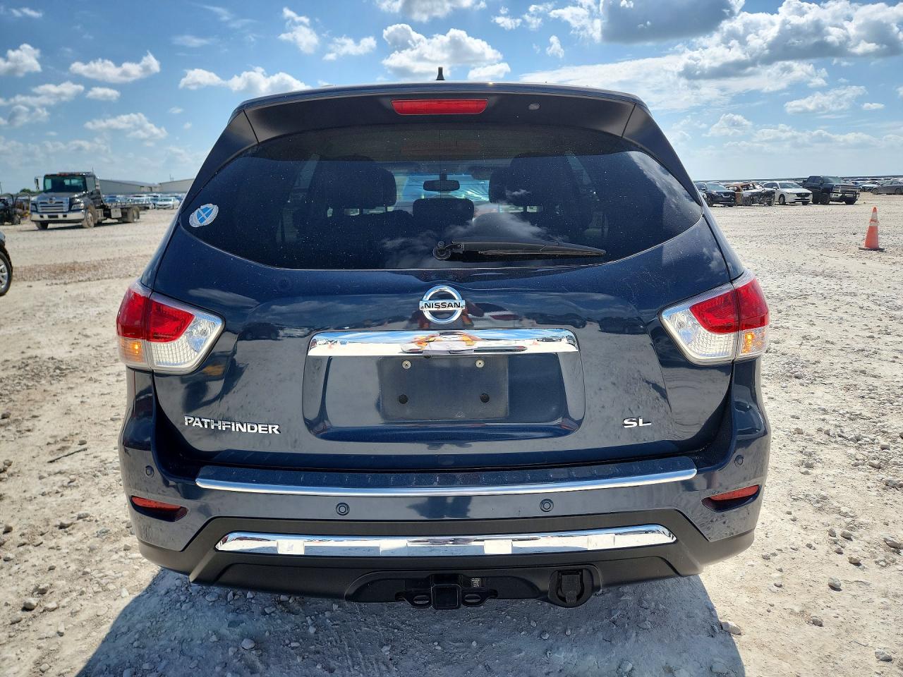Nissan Pathfinder Sl