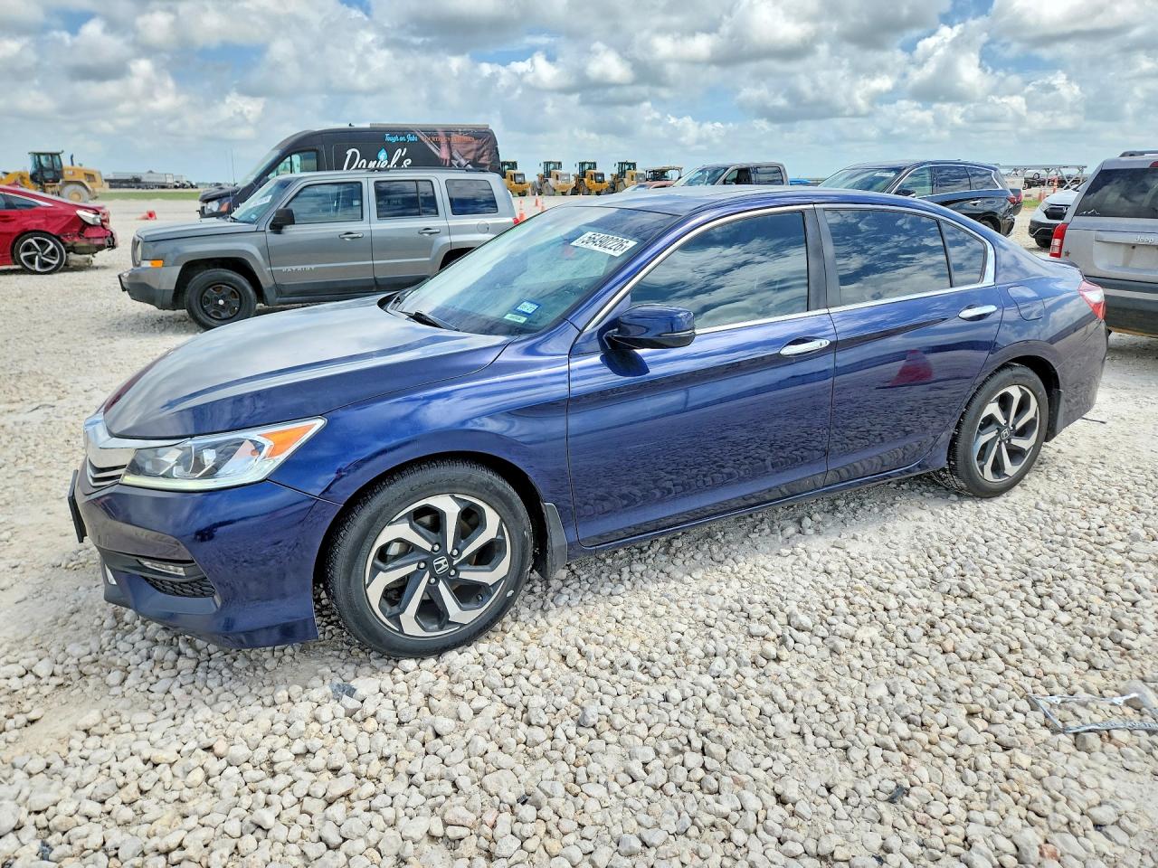 Salvage Honda Accord Image