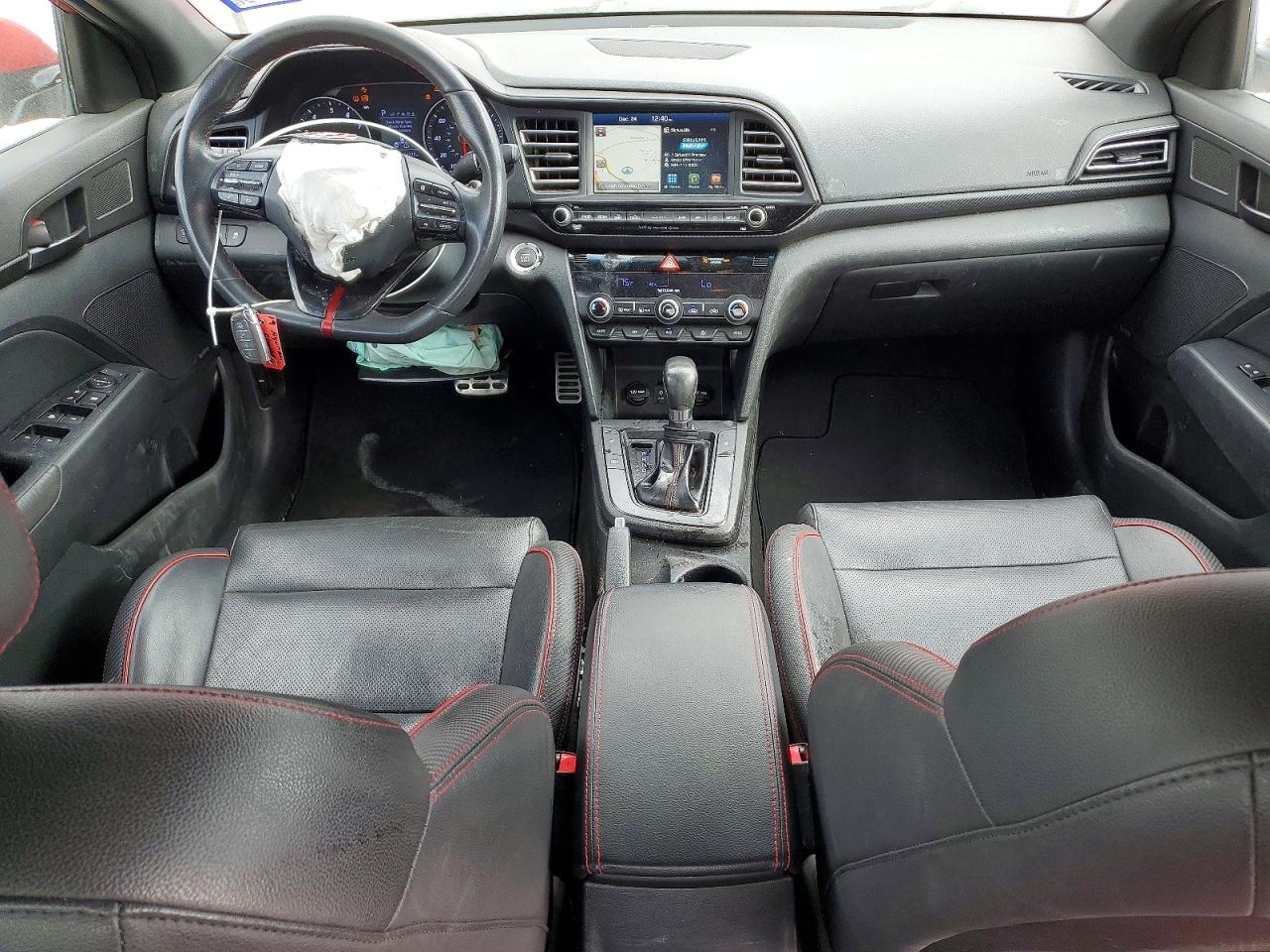 Hyundai ELANTRA Sport