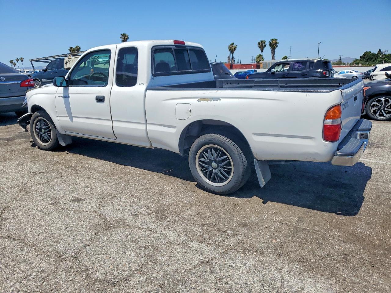 Toyota Tacoma Xtracab