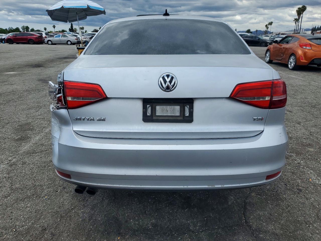 Volkswagen Jetta Se