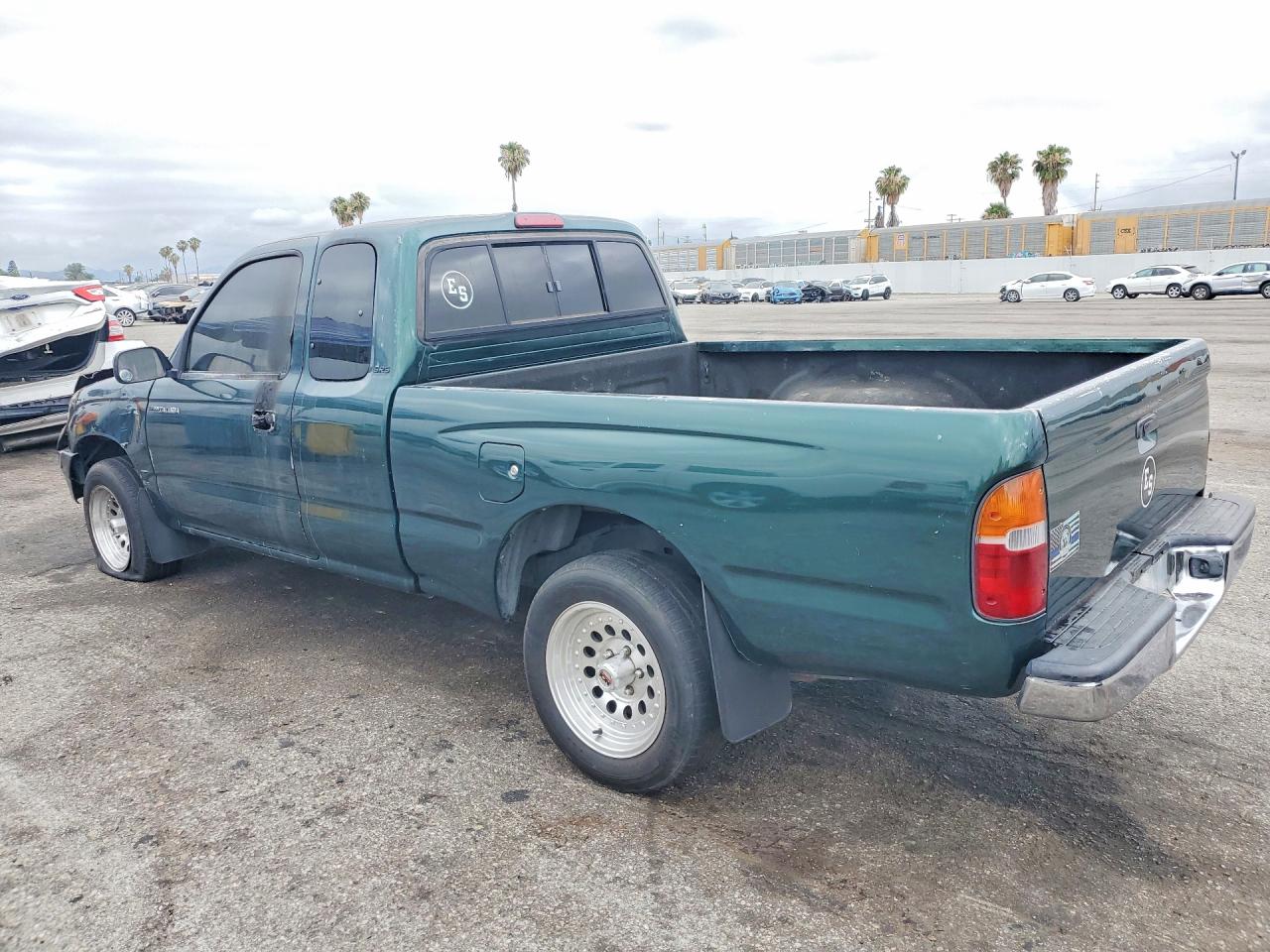 Toyota Tacoma Xtracab