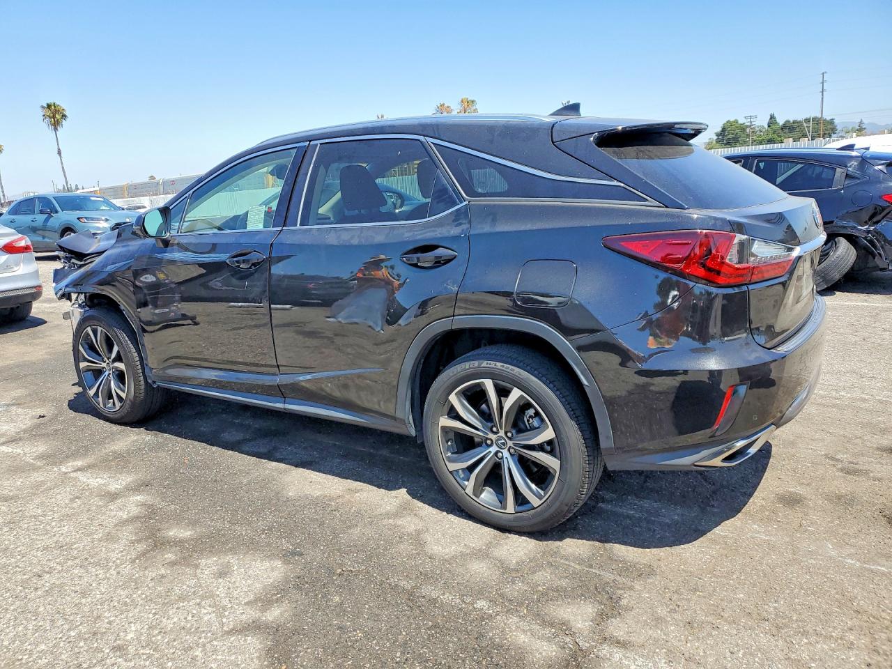 Lexus RX Base
