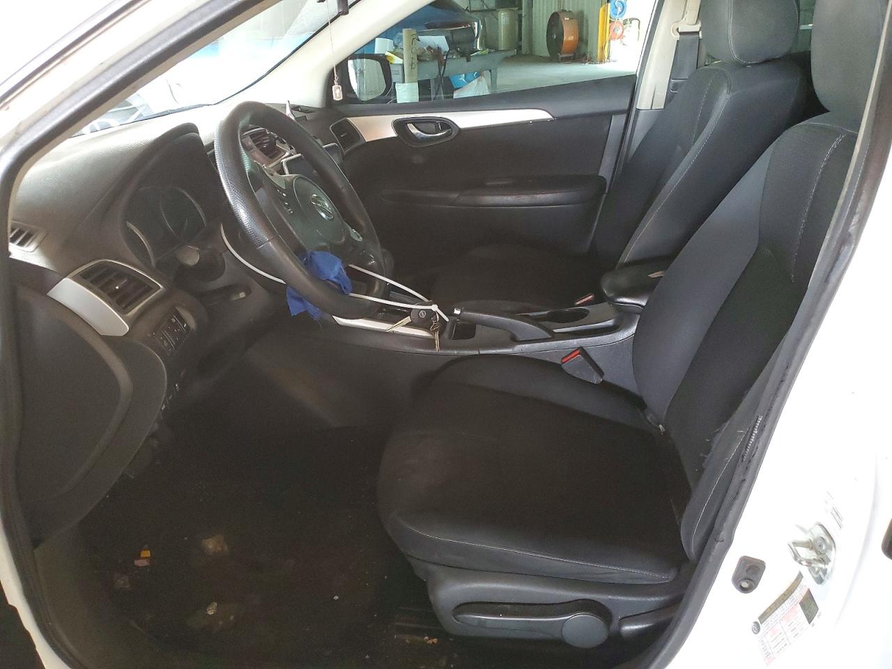 Nissan Sentra S