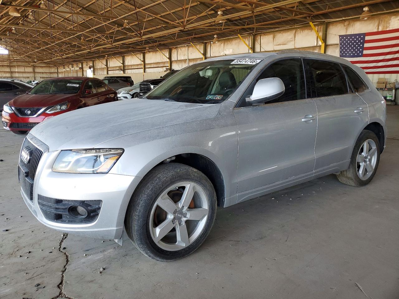 Salvage Audi Q5 Image