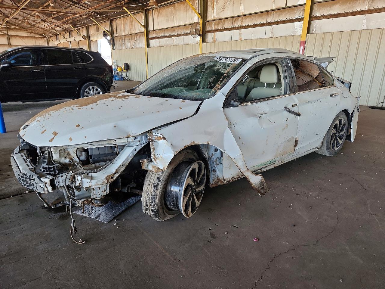 Salvage Honda Accord Image