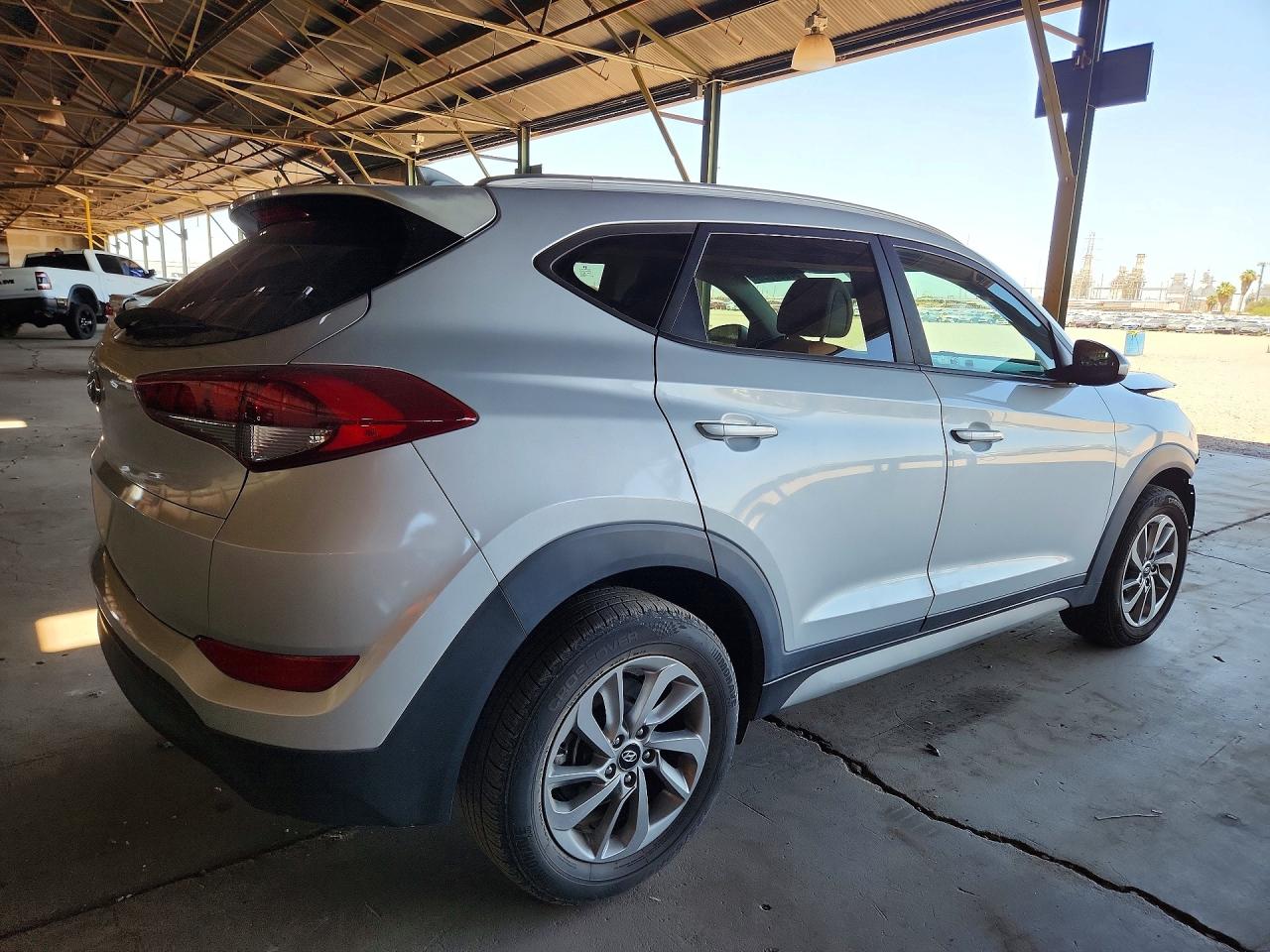 Hyundai TUCSON Sel