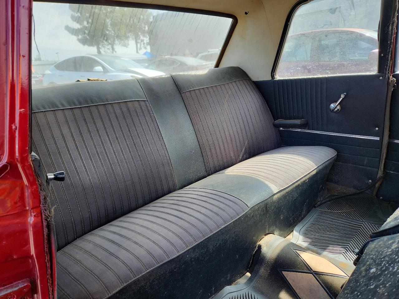 Studebaker Commander Sedan