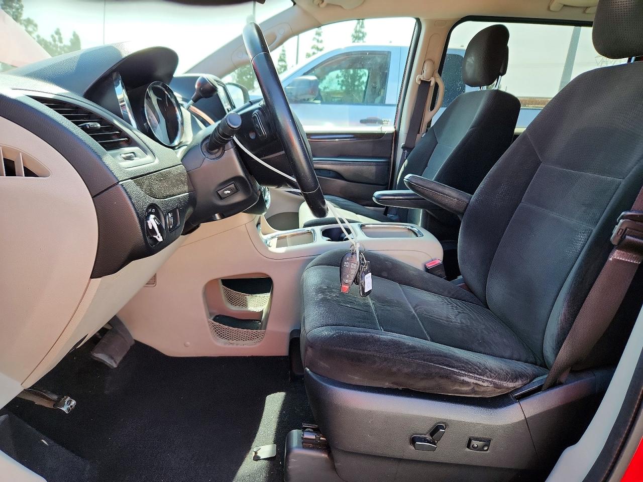 Dodge Caravan Sxt