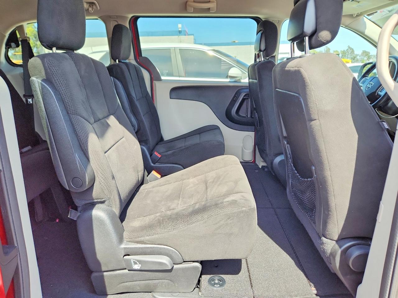 Dodge Caravan Sxt