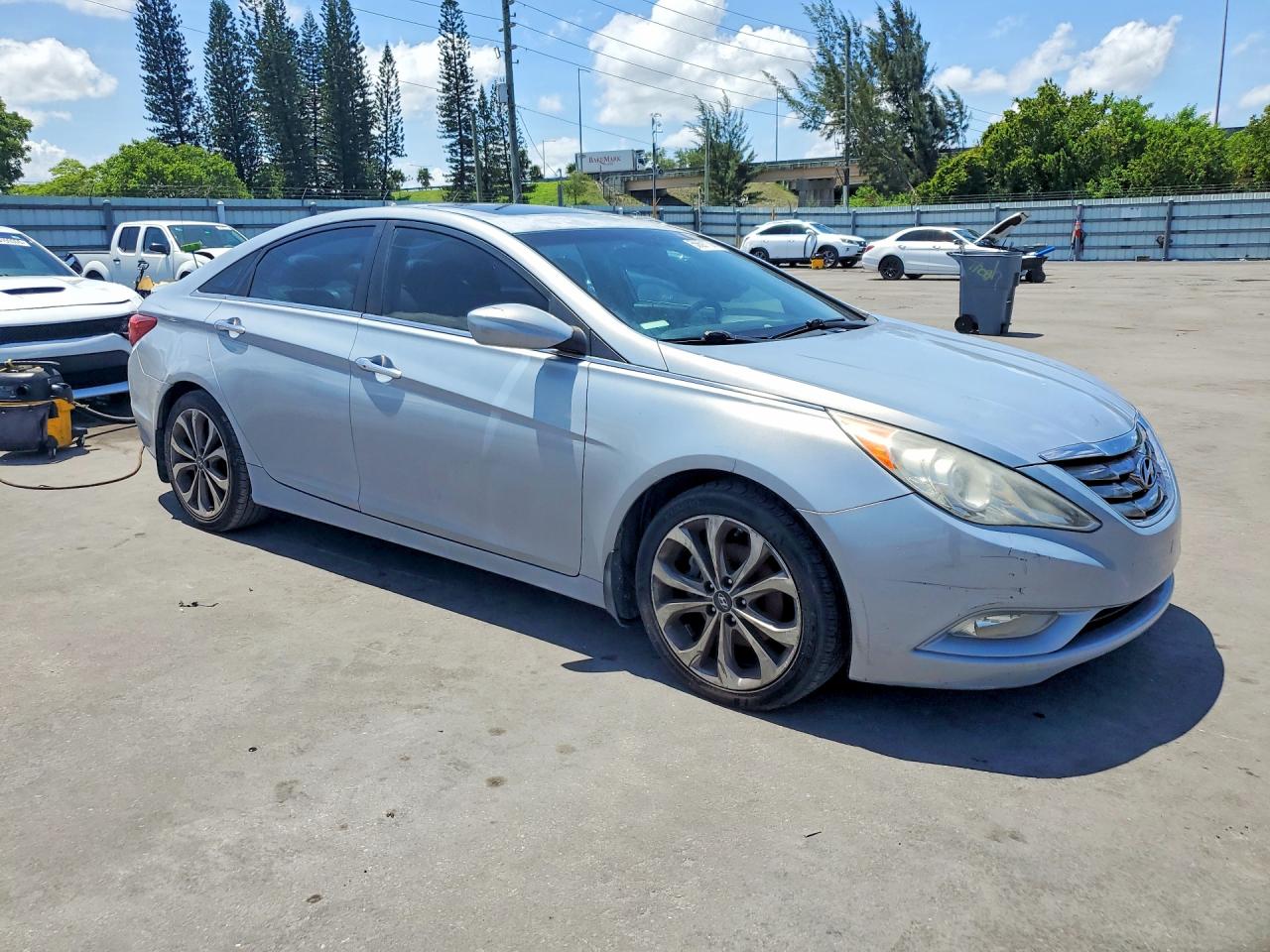 Hyundai SONATA Se 2.0t