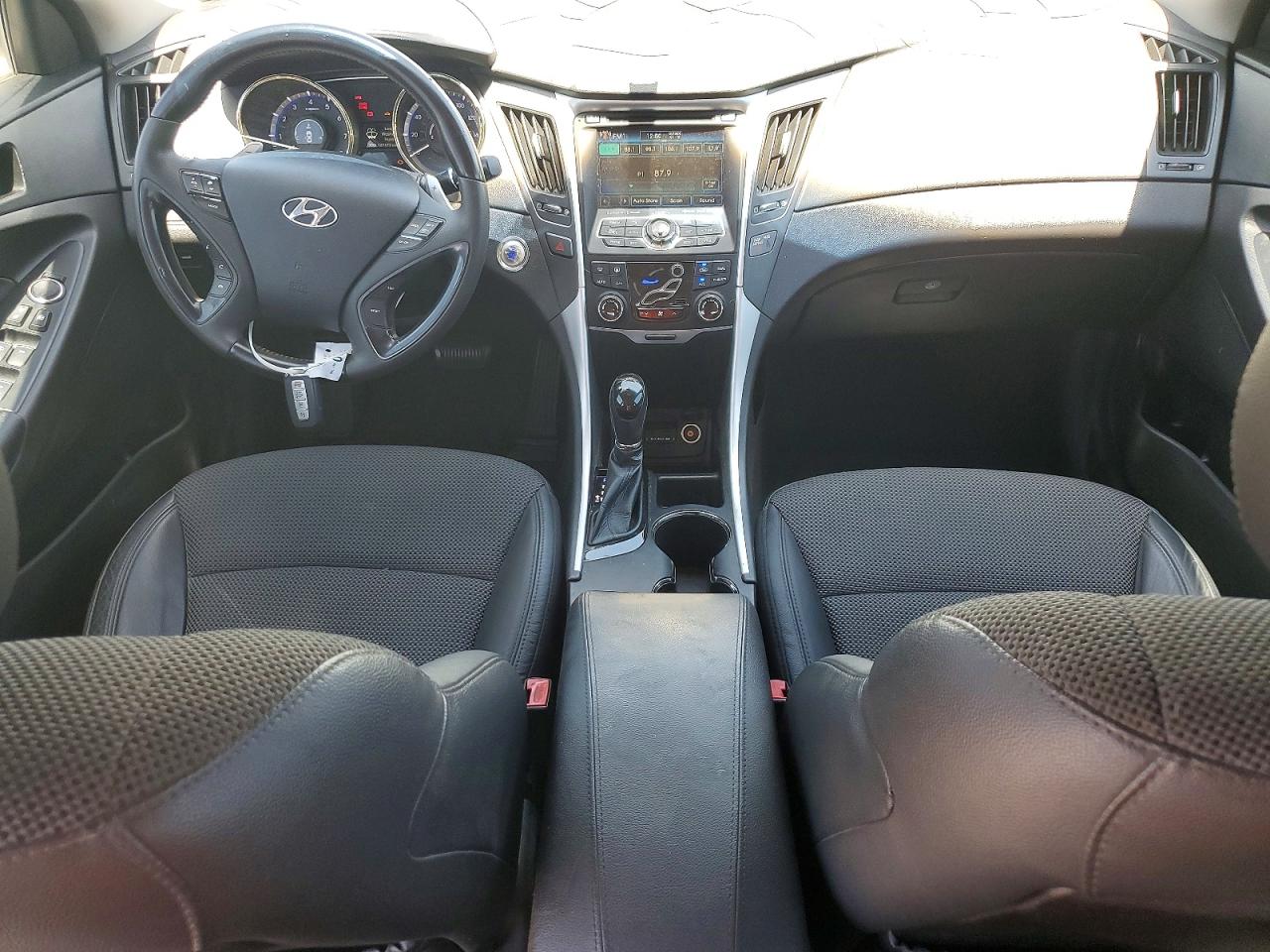 Hyundai SONATA Se 2.0t