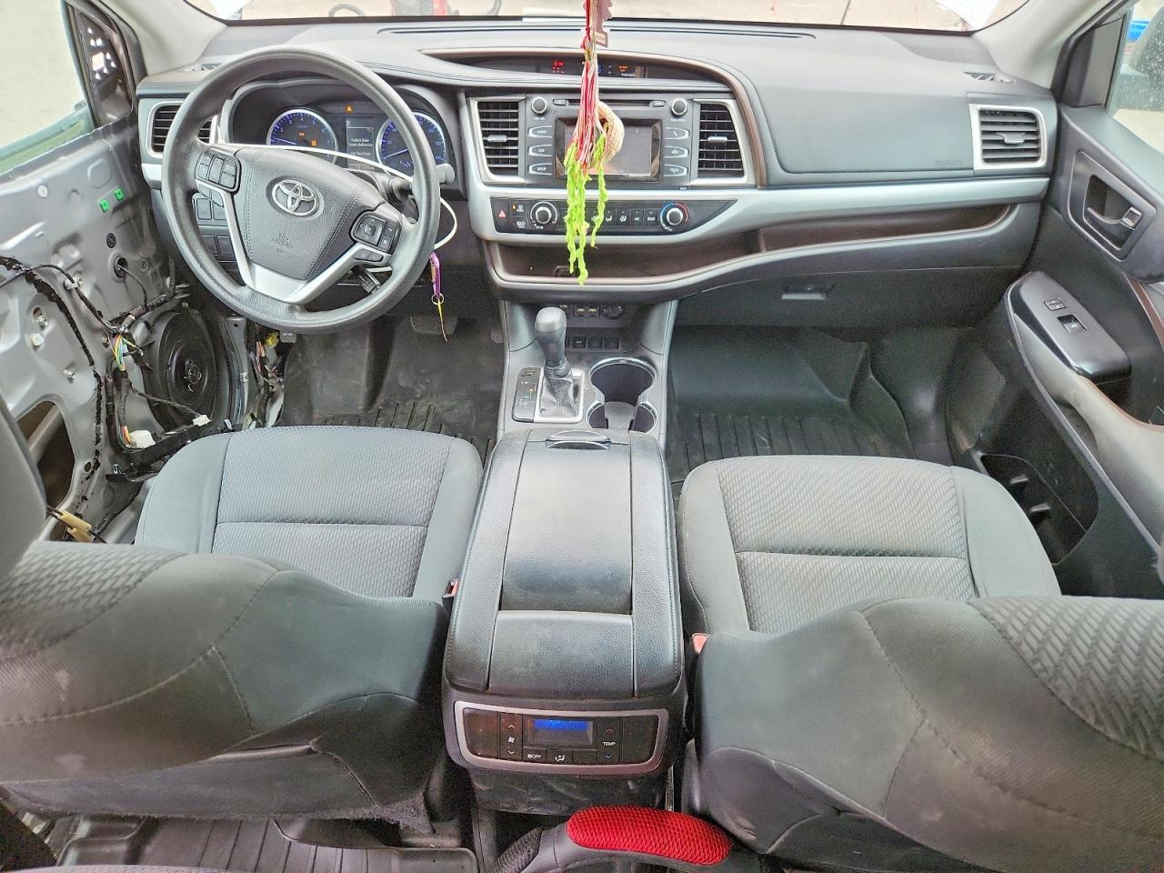 Toyota Highlander Le