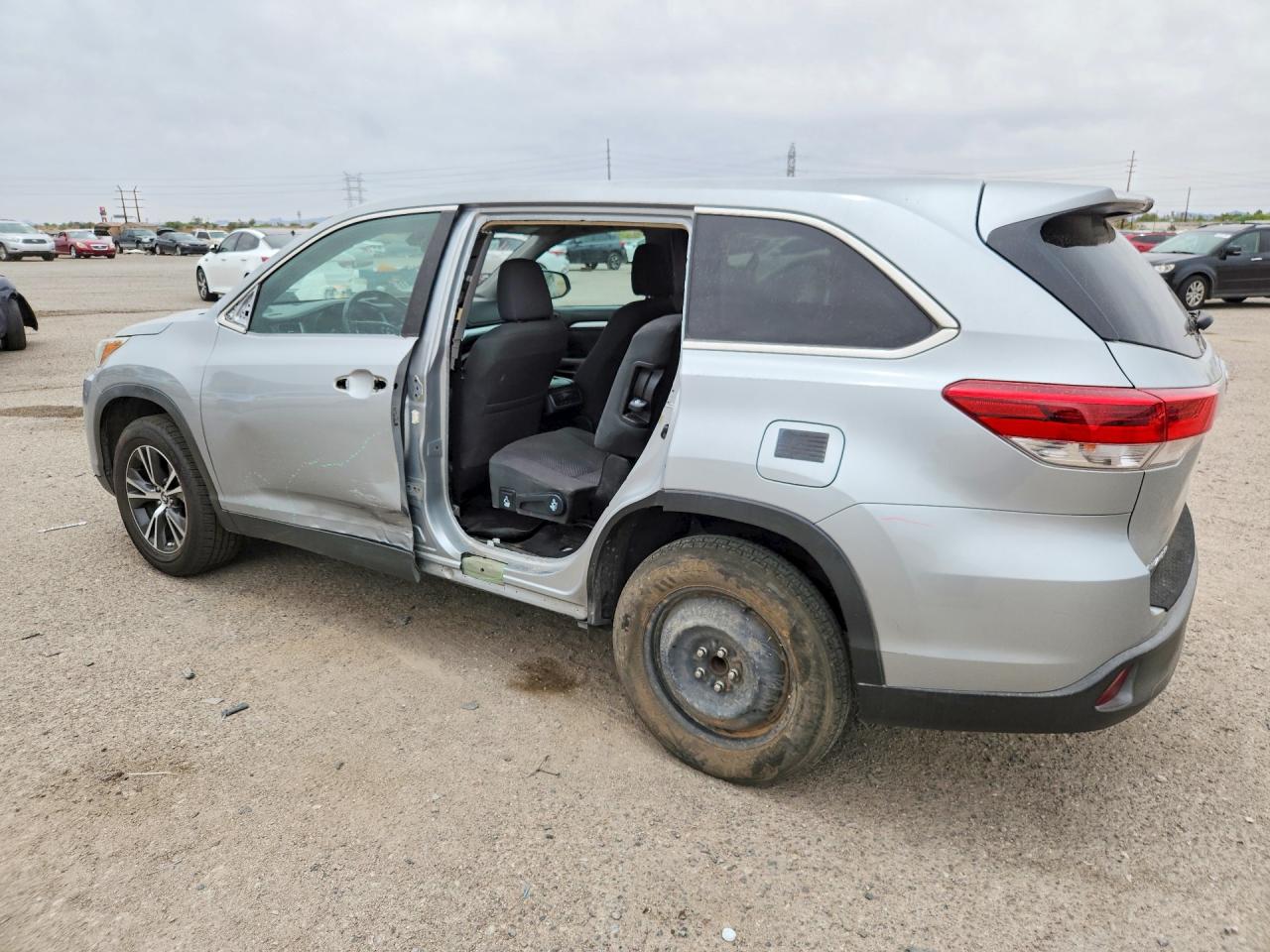 Toyota Highlander Le