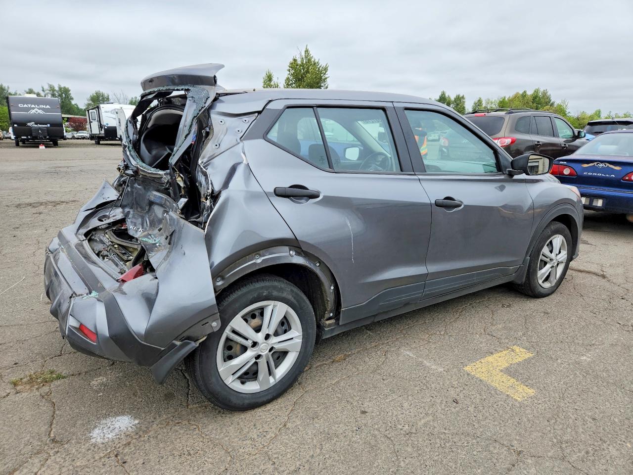 Nissan Kicks S
