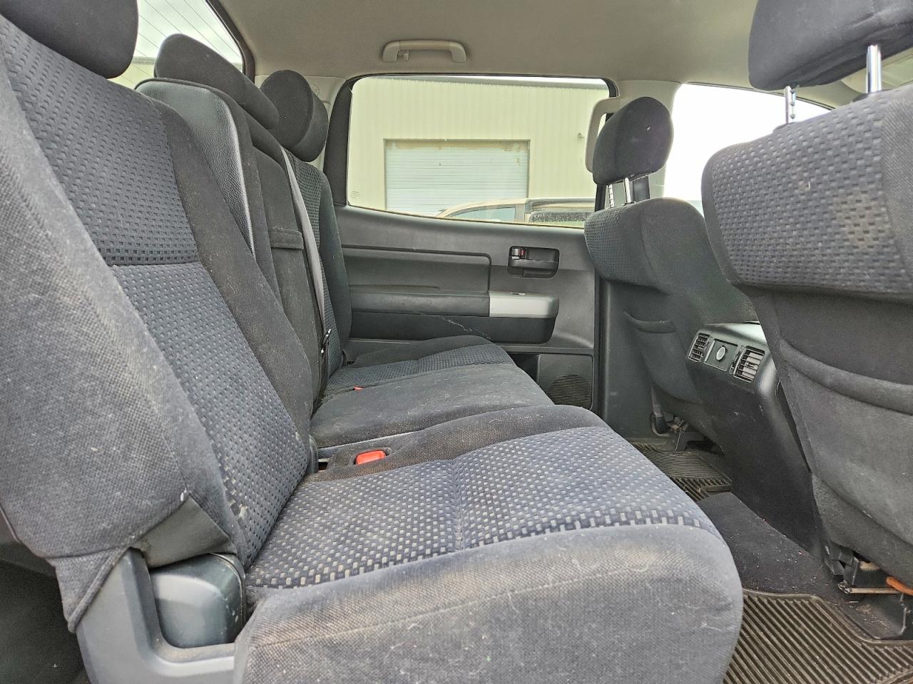 Toyota Tundra Sr5