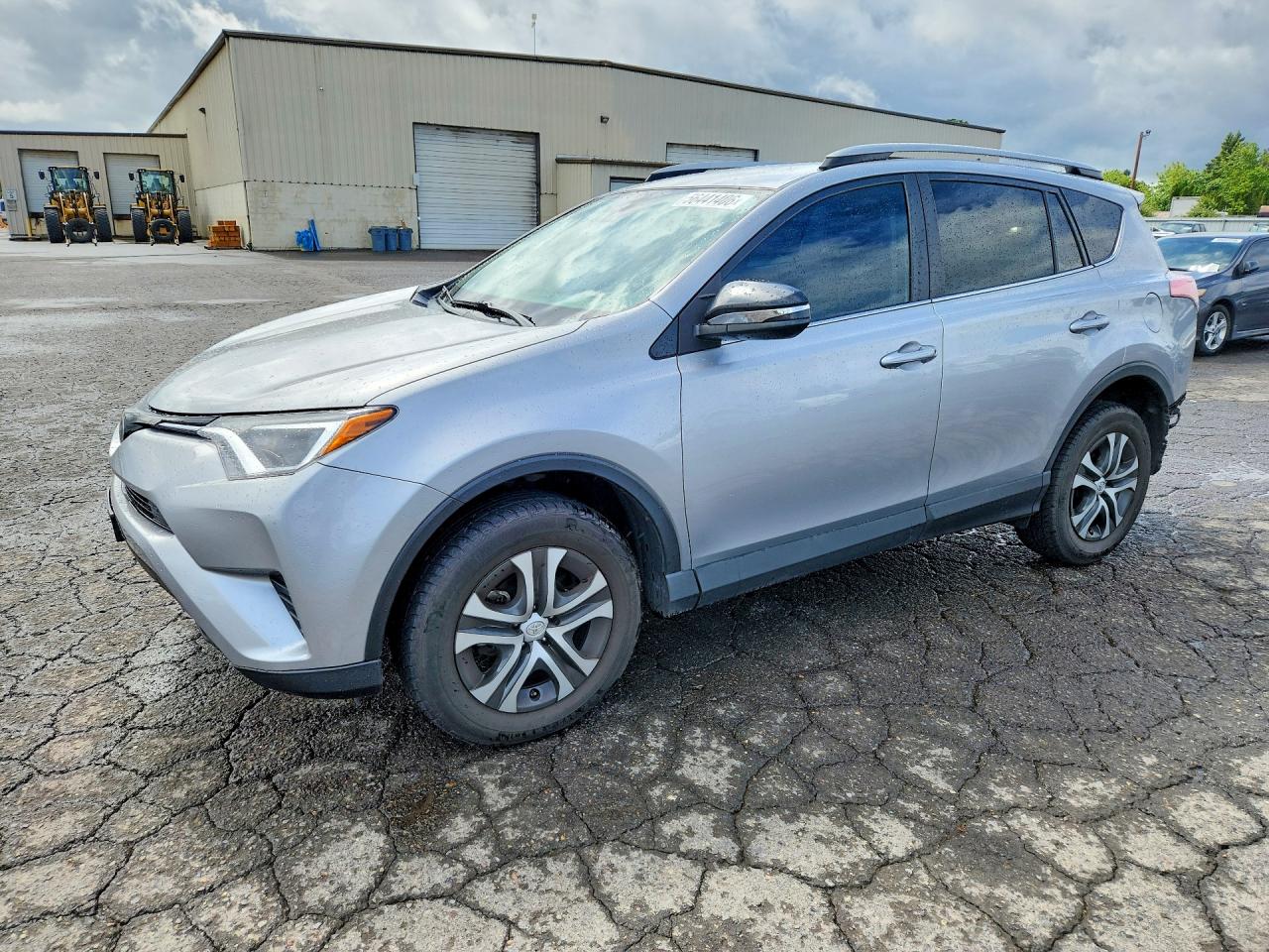 Salvage Toyota RAV4 Image