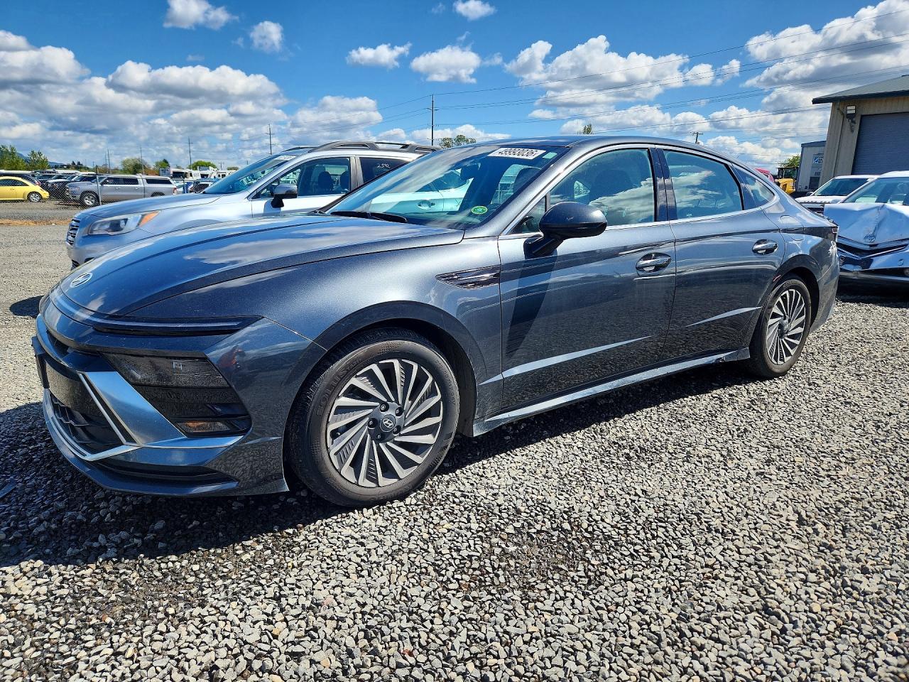 Salvage Hyundai SONATA Image