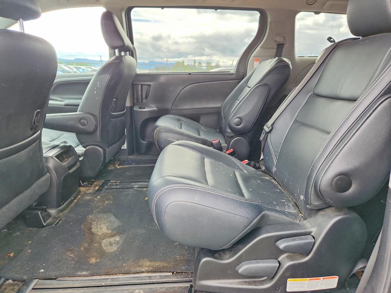 Toyota Sienna Sport