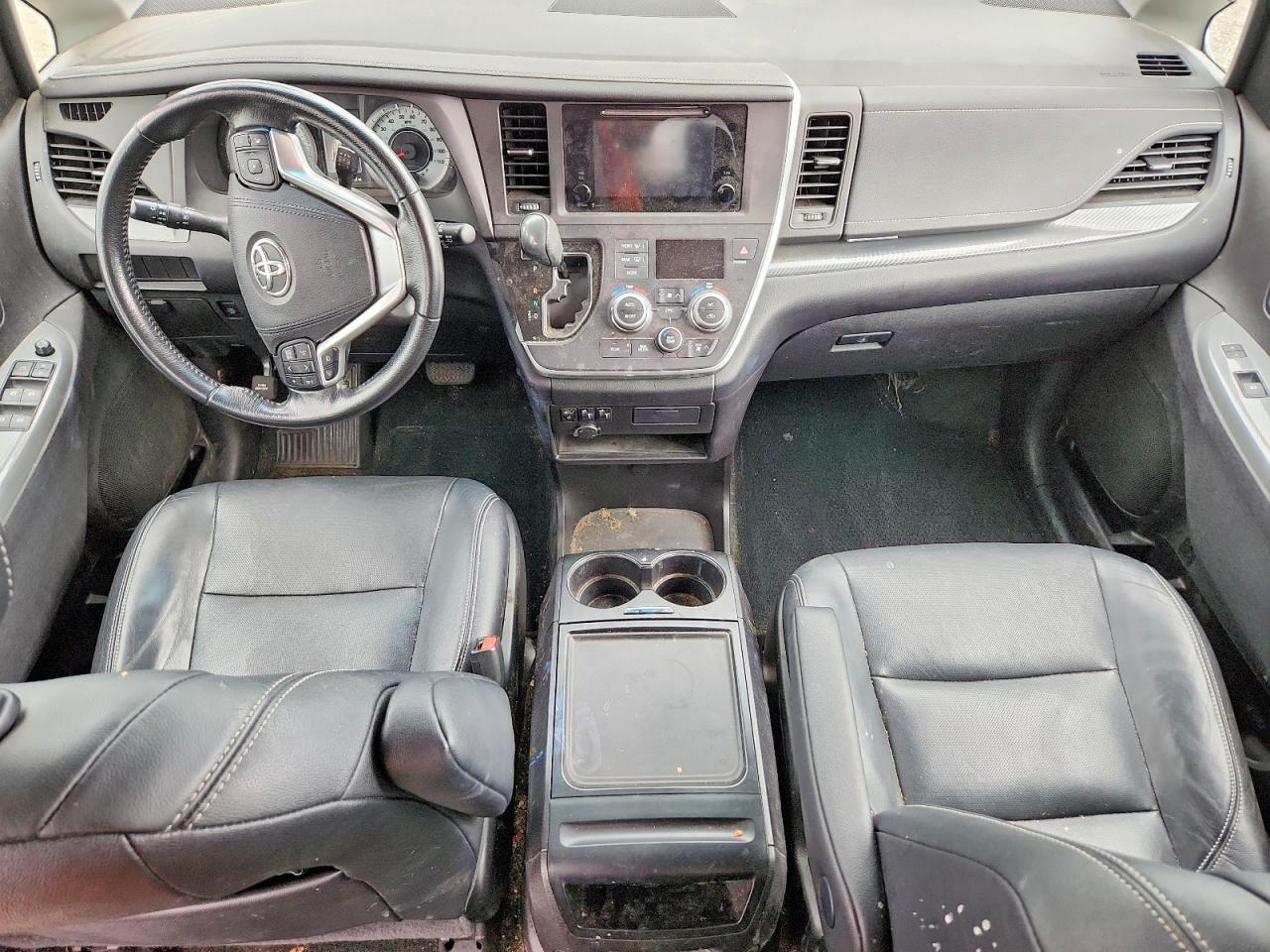Toyota Sienna Sport