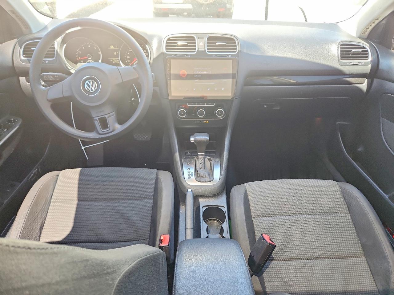 Volkswagen Jetta S
