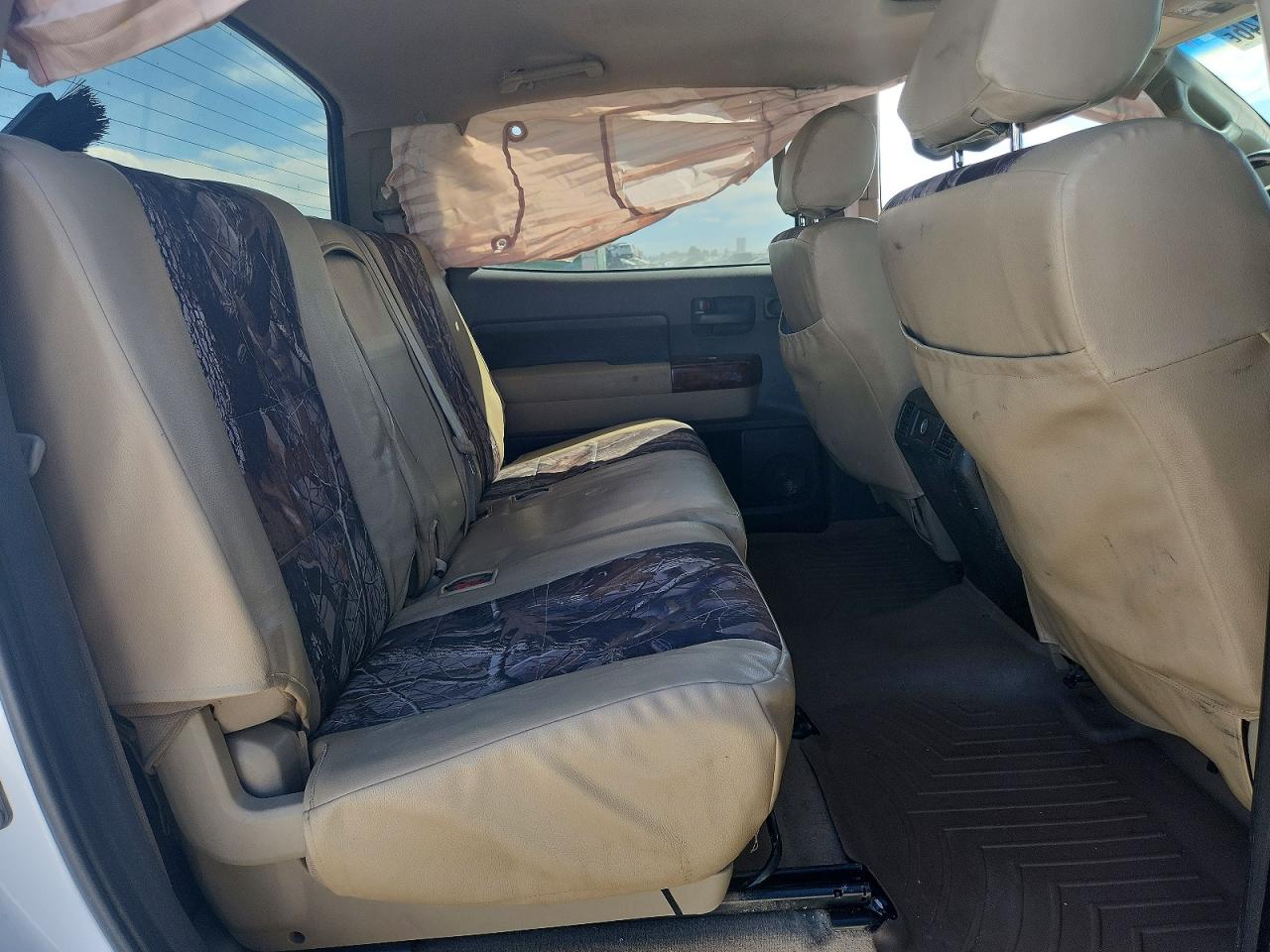 Toyota Tundra Sr5
