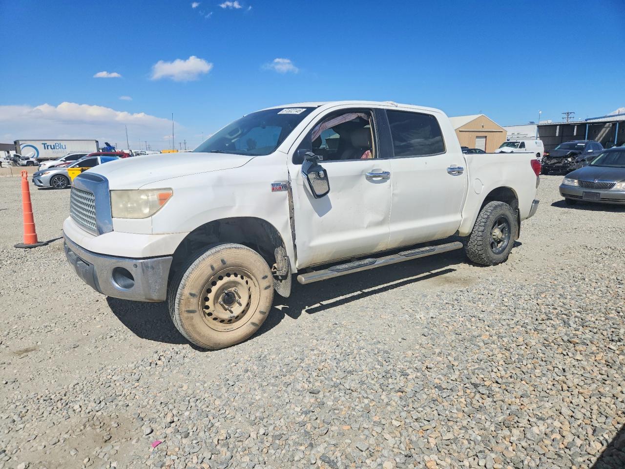 Salvage Toyota Tundra Image