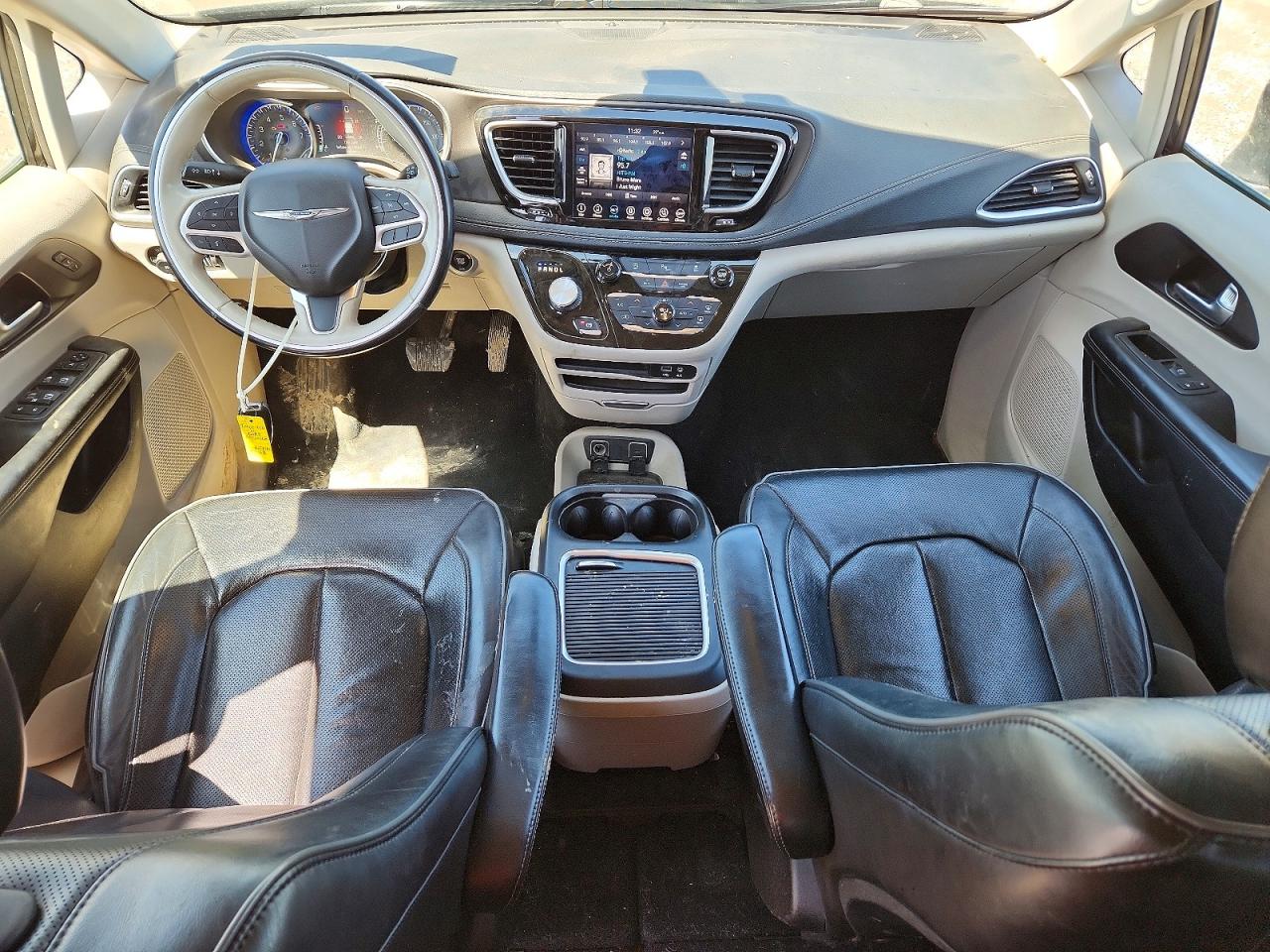 Chrysler Pacifica Limited