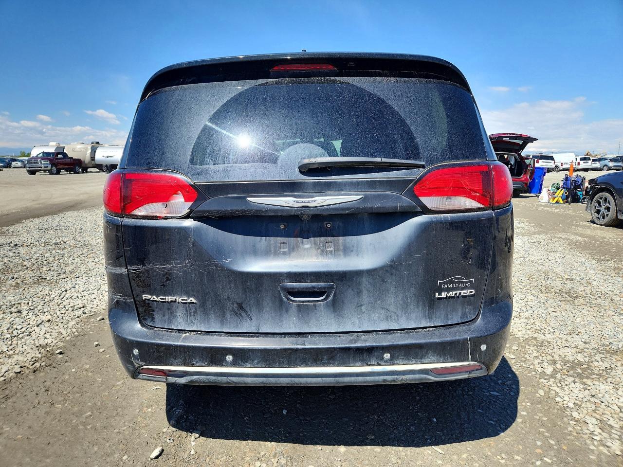 Chrysler Pacifica Limited