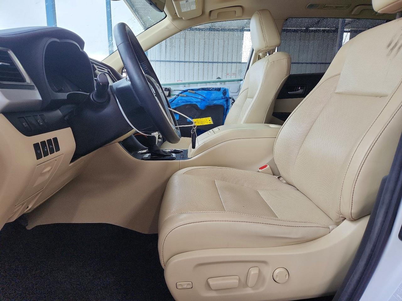 Toyota Highlander Limited Platinum