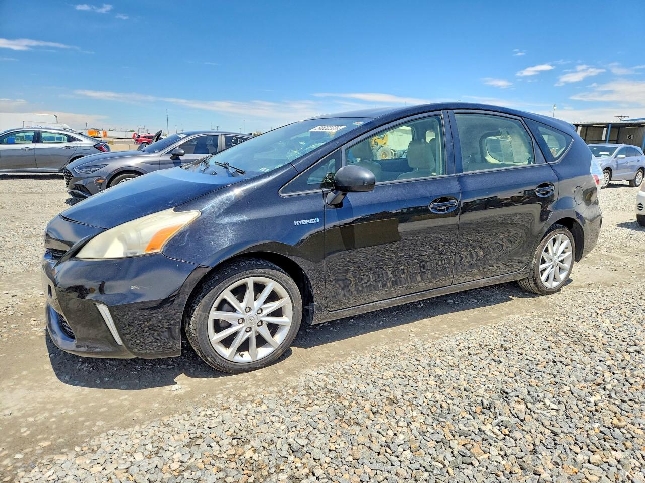 Salvage Toyota Prius Image