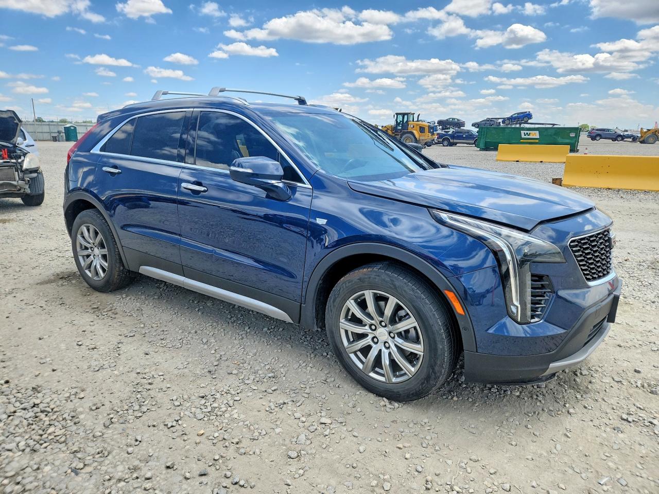 Cadillac XT4 Premium Luxury