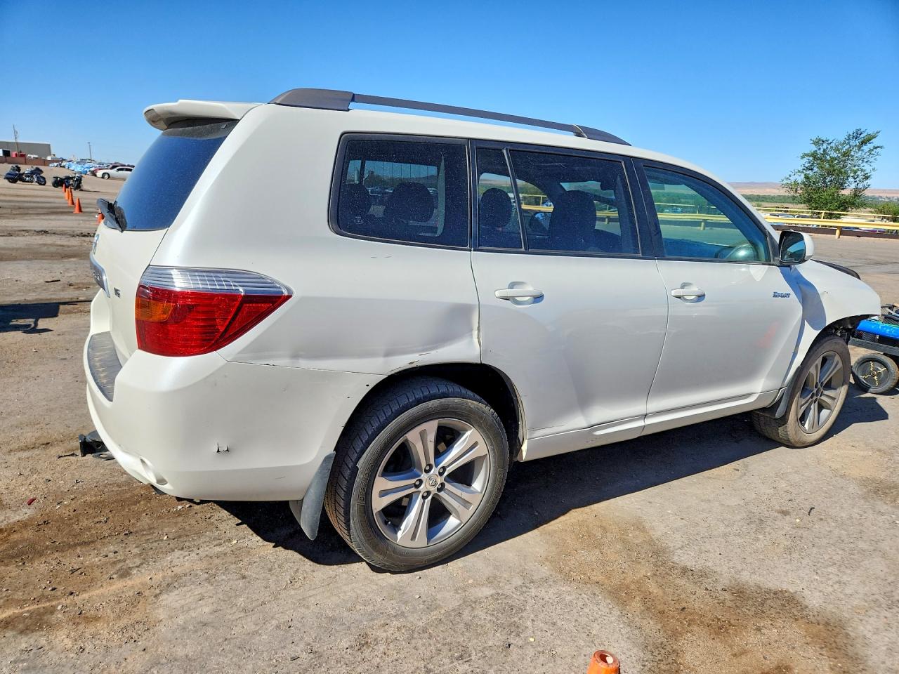 Toyota Highlander Sport