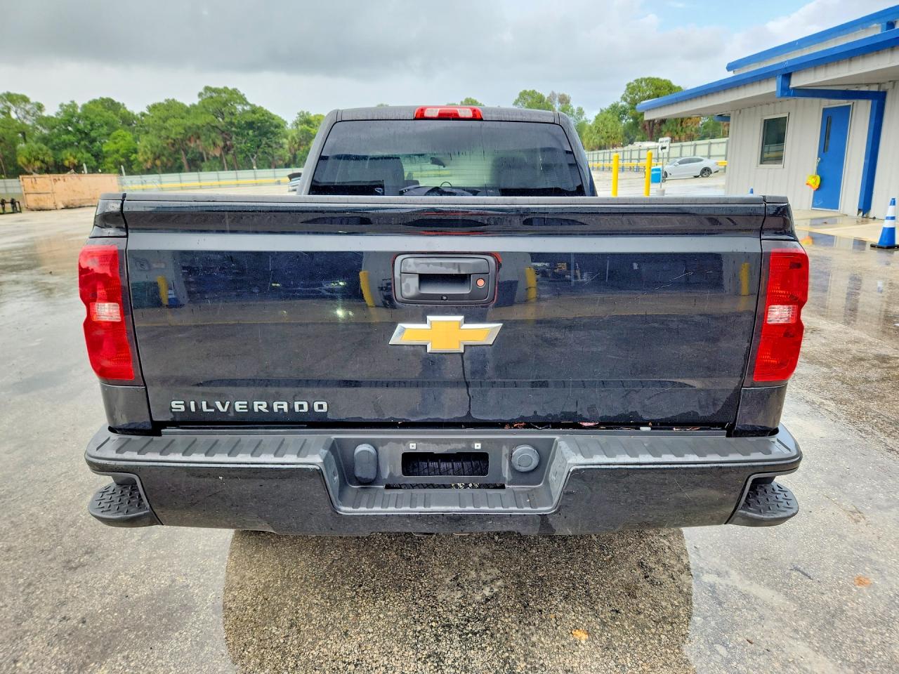 Chevrolet Silverado C1500 Custom